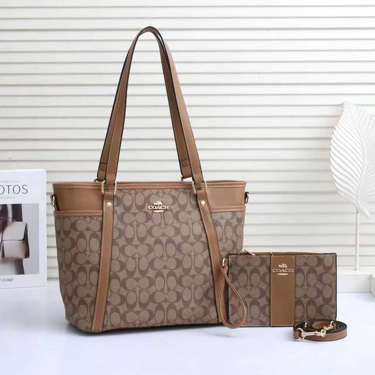 COACH 
2in1
110 dhs🪙🌨️

Zain200
♥️♥️♥️