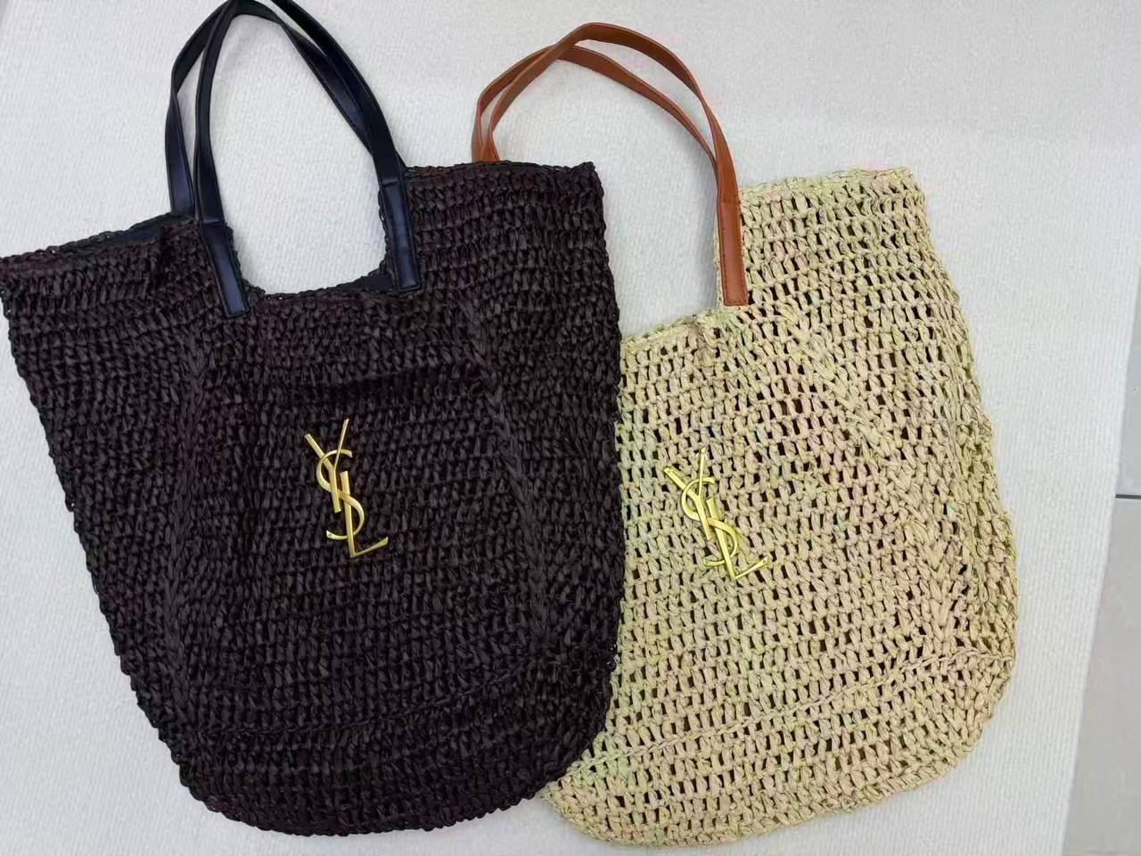 YSL
Size  48cm
110 dhs💓

Zain04
♥️♥️♥️