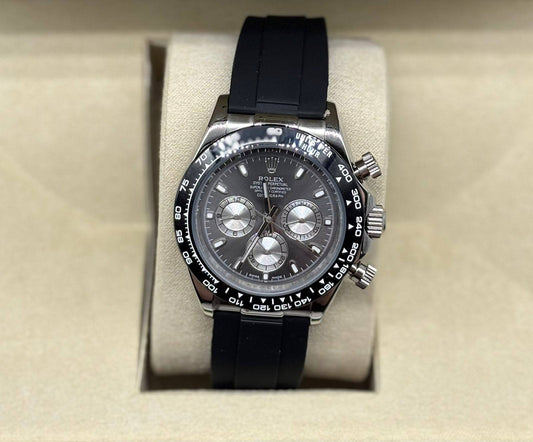 Rolex
male moneyautomatic----🌹🌹🌹

270 dhs❣️
____BOX ______🎁🎁🎁

Zain108
♥️♥️♥️