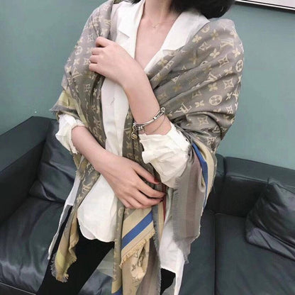 Cotton scarf 

55 dhs❣️

Add Box 🎁
15 DHS❣️

Zain93
♥️♥️♥️