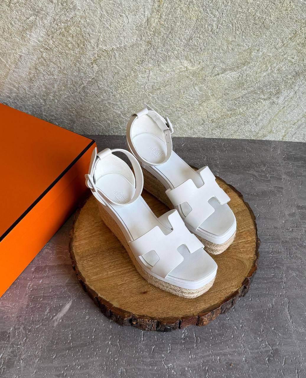 Hermes
SuperMaster Quality 💯
490 dhs✅
Size: 36-41💥

Zain171
♥️♥️♥️