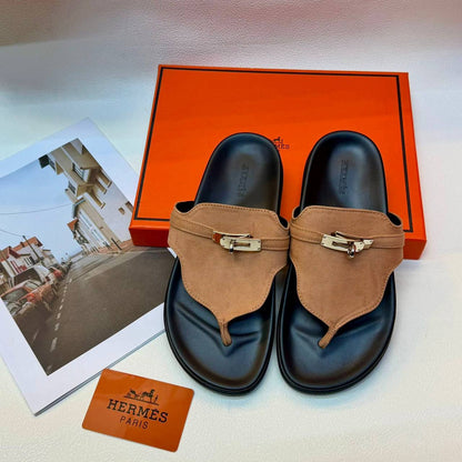 hermes ladies
Size 36 to 41
90 dhs✅

Zain236
♥️♥️♥️