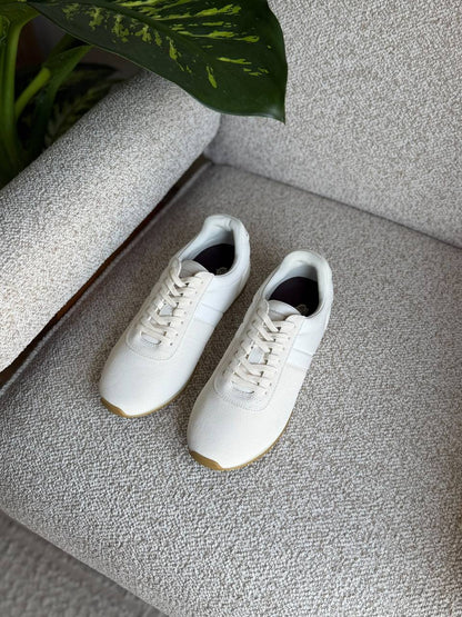 Loro piana

36 to 41 

500 dhs🇦🇪🇦🇪

Zain288
♥️♥️♥️