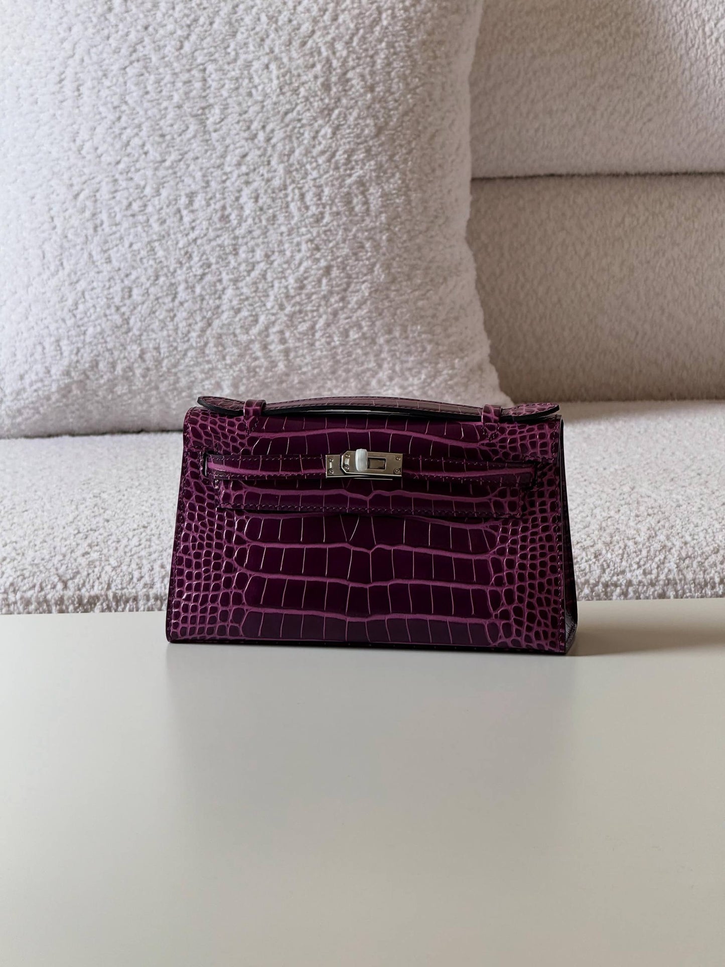 Hermes pochette 21cm 💕master quality😍with box❤️
550 dhs🪙🌨️

Zain52
♥️♥️♥️