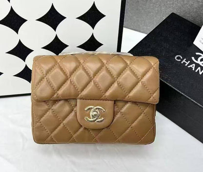 Chanel
Wihh box 
70 dhs🇦🇪🇦🇪

Zain232
♥️♥️♥️
