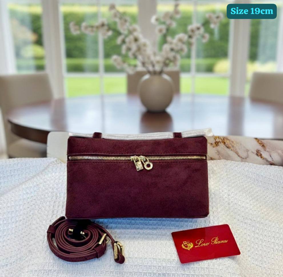 Loro Piana
Good quality 

with box 
🎁🎁🎁

80 dhs🪙🖤

Zain186
♥️♥️♥️
