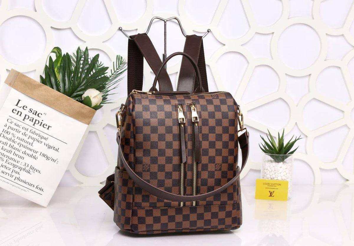 LOUIS VUITTON 

BACKPACK 

NEW CAME 

GOOD QUALITY 

100 dhs🇦🇪🇦🇪

Zain17
Zain295
Zain39
♥️♥️♥️