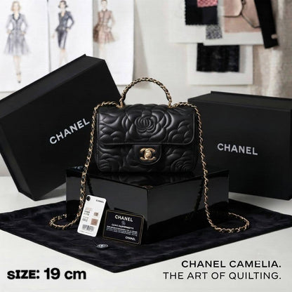 Chanel ᴄᴀᴍᴇʟɪᴀ
ᴛᴏᴘ ʜᴀɴᴅʟᴇ ʙᴀɢ
ǫᴜɪʟᴛᴇᴅ ʟᴀᴍʙsᴋɪɴ ʟᴇᴀᴛʜᴇʀ
ɢᴏʟᴅ ʜᴀʀᴅᴡᴀʀᴇ
sɪᴢᴇ : 19 cm
ᴡɪᴛʜ BOX

95 dhs✅

Zain31
♥️♥️♥️