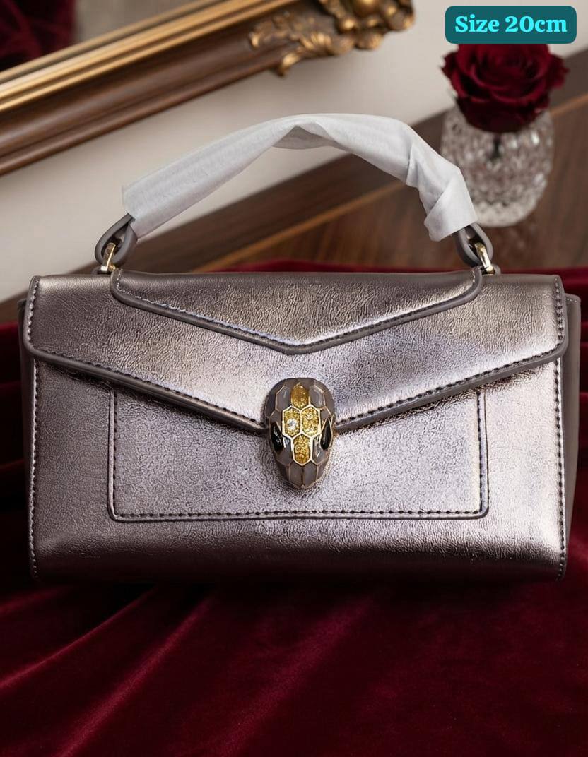 Bvlgari
120 dhs🇦🇪🇦🇪

Zain186
♥️♥️♥️