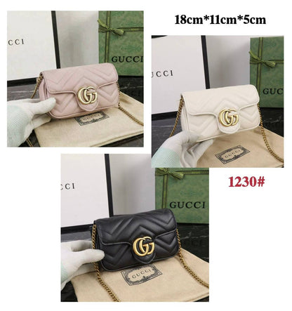 GUCCI MARMONT 
MINI SIZE 
 GOOD QUALITY 

WITH BOX🎁🎁🎁
90 dhs✅

Zain39
♥️♥️♥️