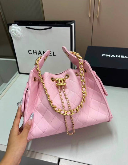 Chanel

95 dhs🇦🇪🇦🇪🇦🇪

size：22cm


Zain35
♥️♥️♥️