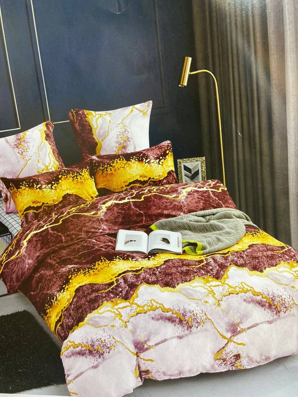 New collection 🌹🌹🌹
Give you best life 💥💥💥
Comfort set 
King size comfort 6pcs set 
1 comfort 
1 bedsheets 
4 pillowcases 
6pcs set
115 dhs🪙🌨️

Zain99
♥️♥️♥️