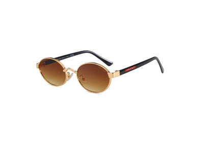PRADA 
Sunglasses 🕶️ 
Good quality 💯 
Master box 🗃️ 
50 dhs❤️

Zain273
♥️♥️♥️