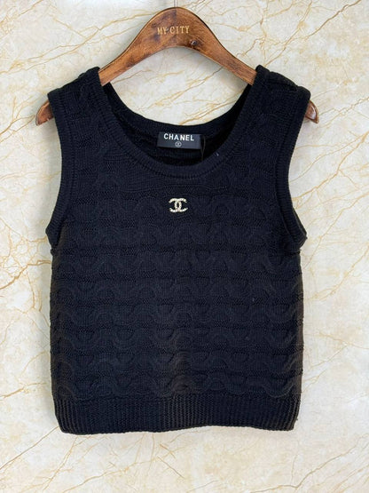 CHANEL
Women’s Top
Master Quality 
SML
230 dhs✅

Zain276
♥️♥️♥️
