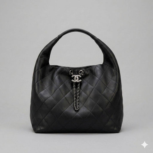 CHANEL Maxi Hobo
Calfskin Leather Material
Silver Hardware
Size: 30 cm

90 dhs✅

Zain239
♥️♥️♥️