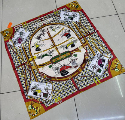 Silk square scarf 
40 dhs🪙💚

Zain93
♥️♥️♥️