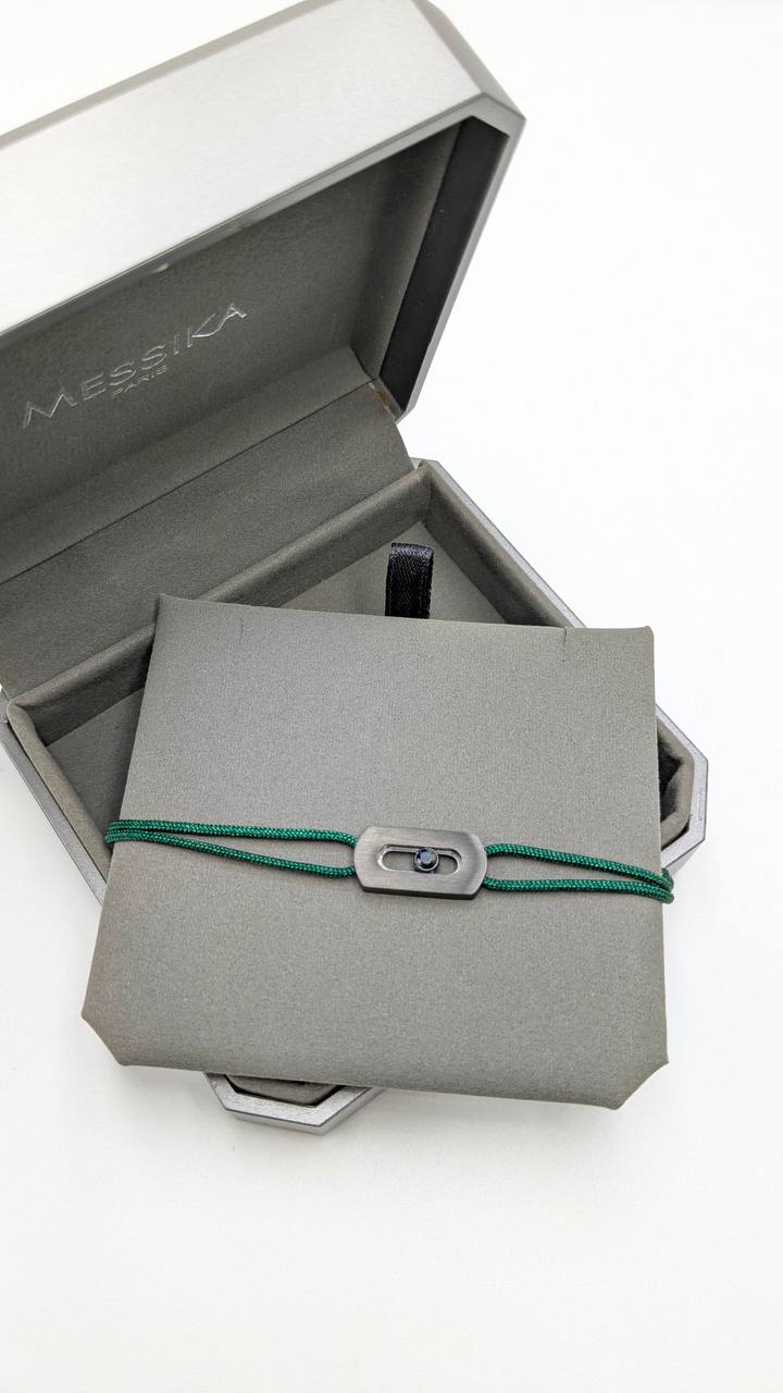 Messika
*Master Quality* 
*F. Bracelet*
50 dhs✅ with Normal Box 🎁
65 dhs✅ with Good Box 🎁
110 dhs✅ with Master Box 🎁

Zain210
♥️♥️♥️