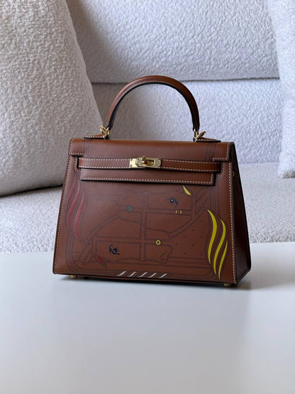 Hermes
 kelly 25cm💕master quality😍with box❤️
650 dhs✅

Zain52
♥️♥️♥️