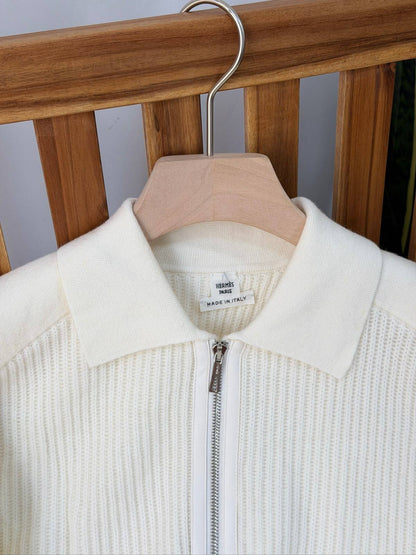 HERMES NEW 

 VIP QUALITY 

 
Cashmere

Size : 36-38-40-42

950 dhs🇦🇪🇦🇪

Zain287
♥️♥️♥️