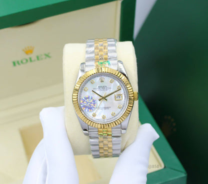 ROLEX  GOOD QUALITY AUTOMATIC 41MM

220 dhs🪙

Zain58
♥️♥️♥️