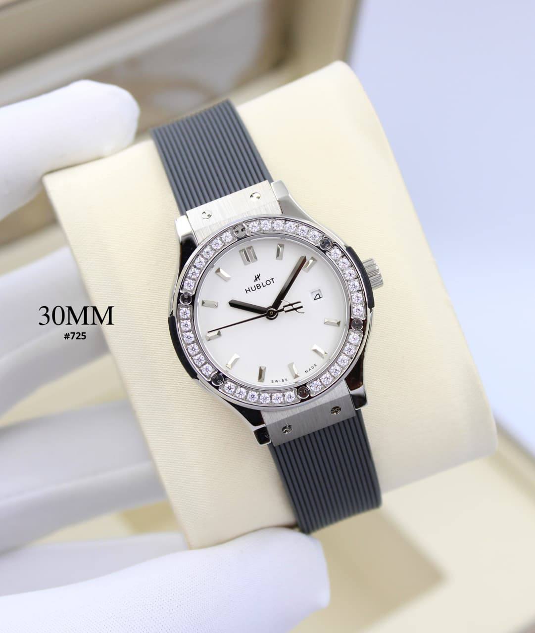 HUBLOT WOMEN SEMI MASTER QUALITY 30MM

*( BATTERY )*

330 dhs🇦🇪🇦🇪

Zain58
♥️♥️♥️