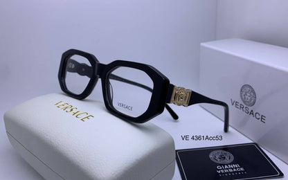 Celine
fream master 
quality 
130 dhs🌺

Zain126
♥️♥️♥️