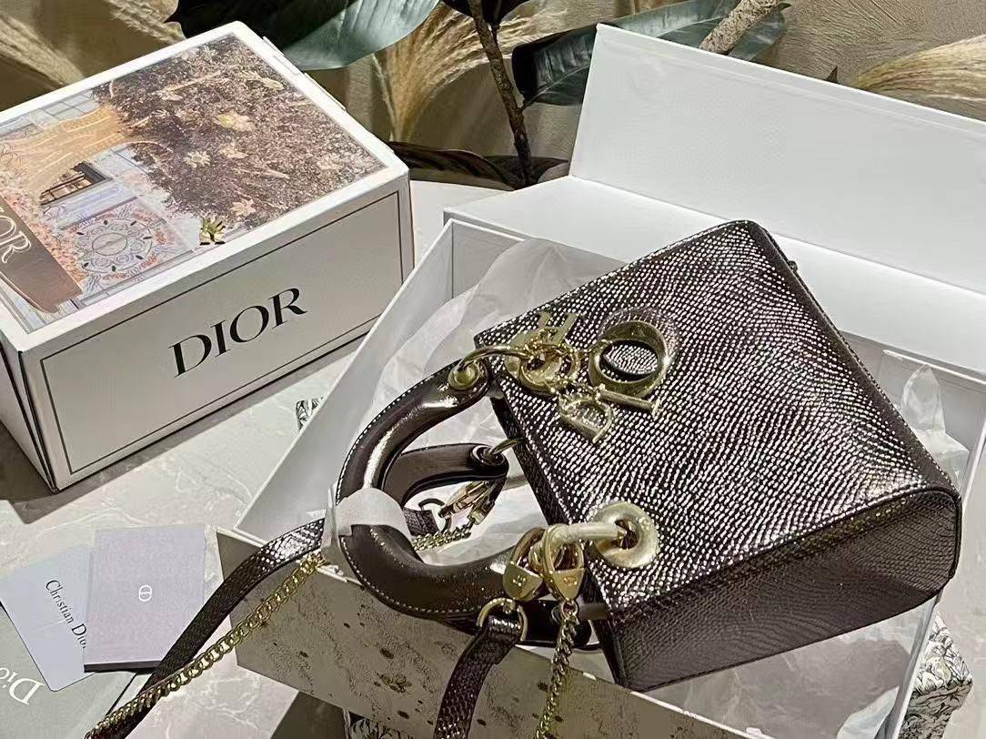 Master Bags ++++
For Price 👇 WTSP Text Zain 0568585901

Zain111
♥️♥️♥️