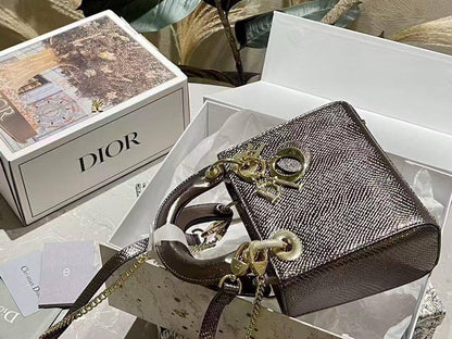 Master Bags ++++
For Price 👇 WTSP Text Zain 0568585901

Zain111
♥️♥️♥️