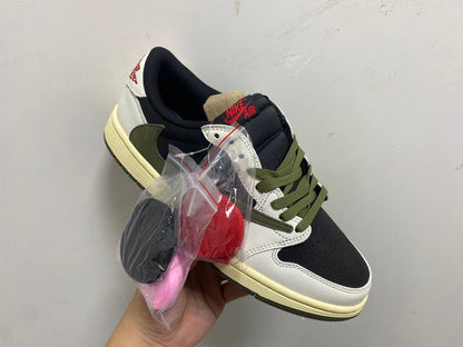 Jordan x Travis Scott Air Jordan 1 Low OG "Olive" 
36-45 AVAILABLE 🤩
210 dhs🪙💕

Zain242
♥️♥️♥️