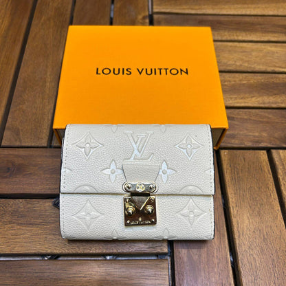 LV
Cardholder

*MASTER QUALITY*

140 dhs🪙🌨️

Zain202
♥️♥️♥️