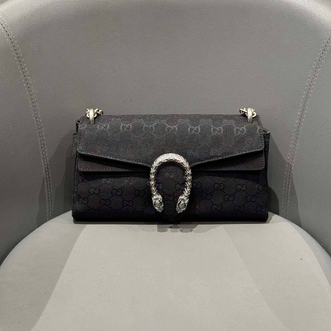 Gucci💕🙋🏻‍♀️
Master🌺🌺
29cm🫶🏼🫶🏼
280 dhs✅

Zain297
♥️♥️♥️