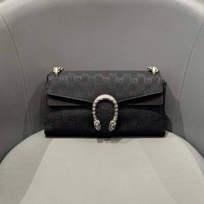 Gucci💕🙋🏻‍♀️
Master🌺🌺
29cm🫶🏼🫶🏼
280 dhs✅

Zain297
♥️♥️♥️