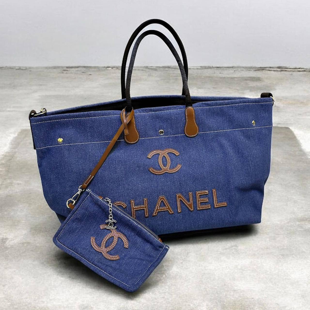 CHANEL 
HIGH QUALITY 
180 dhs🇦🇪🇦🇪

Zain295
♥️♥️♥️