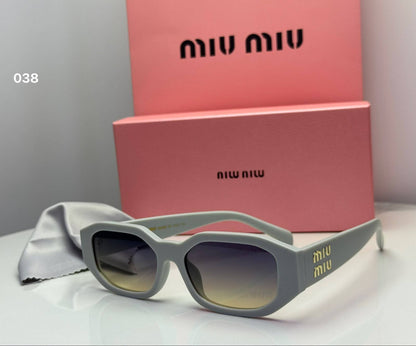 Miu miu
65 dhs🇦🇪🇦🇪

good quality

Zain182
♥️♥️♥️