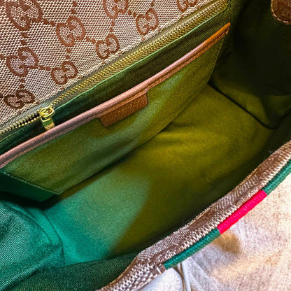 GUCCI 

COPY ONE 

NEW CAME 
135 dhs🇦🇪🇦🇪

SIZE: 31

Zain295
Zain39
♥️♥️♥️