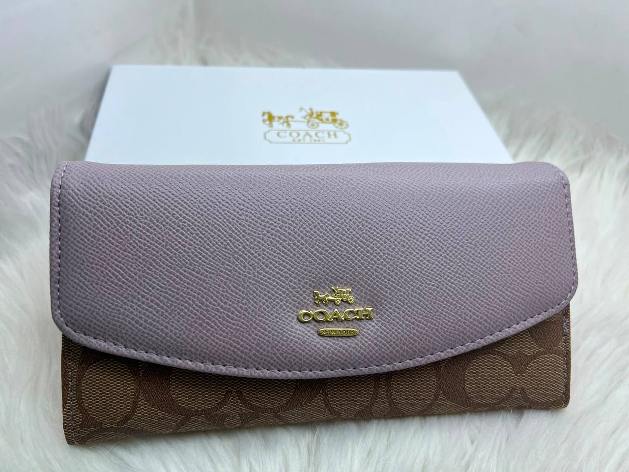Wallets
45 dhs🇦🇪🇦🇪
with box

Zain182
♥️♥️♥️