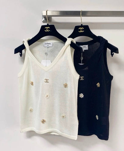 CHANEL
Women’s Knit Top
Master Quality 
SML
230 dhs✅

Zain276
♥️♥️♥️