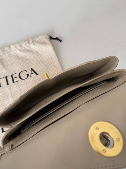 Bottega
Super Master 💓💓
For Price 👇 WhatsApp✅
0568585901 
0507557372
0552275751 Owner Zain 👌

Zain334
♥️♥️♥️