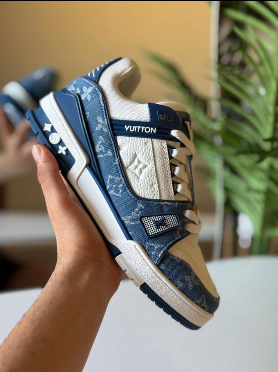 𝙇𝙑 𝙉𝙀𝙒 𝙎𝙃𝙊𝙀𝙎
💯high quality
Size 36-37-38-39-40-41
140 dhs🪙🌨️

Zain86