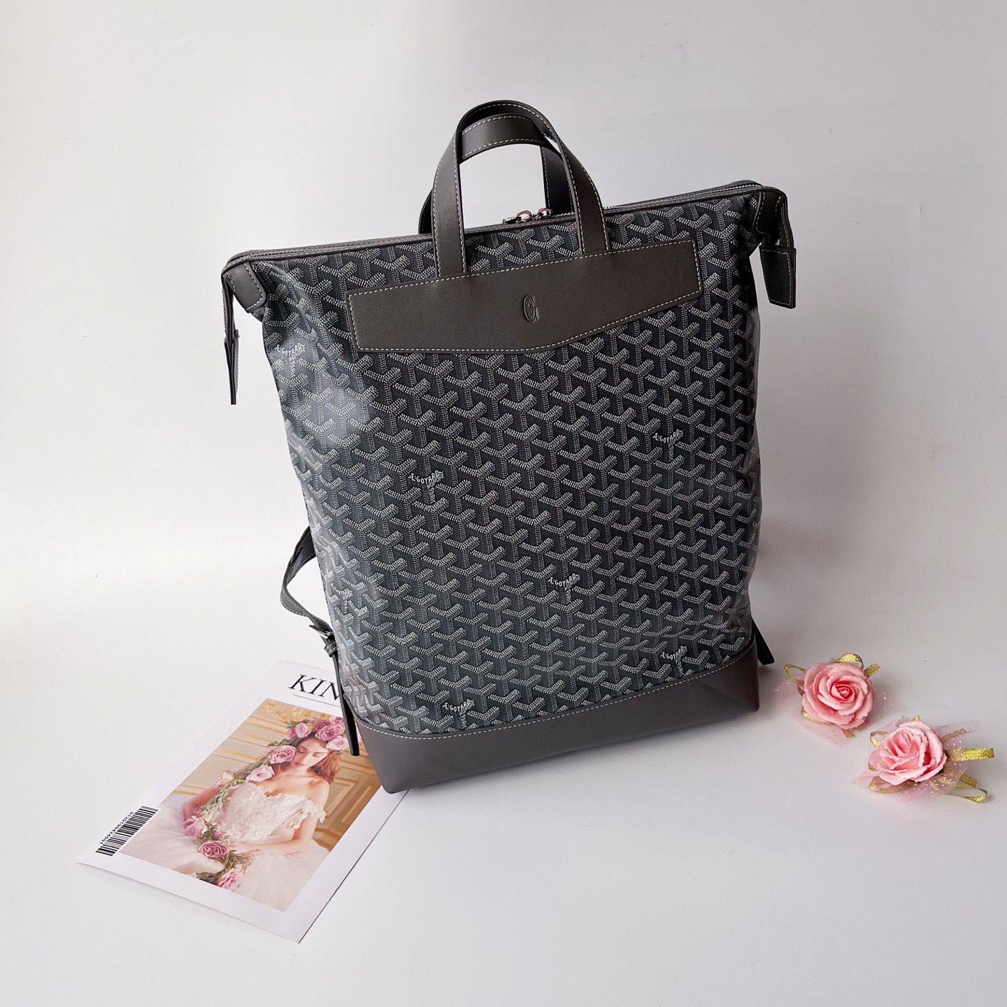 Goyard 
size:44×33×12  
140 dhs❤️

Zain114
♥️♥️♥️