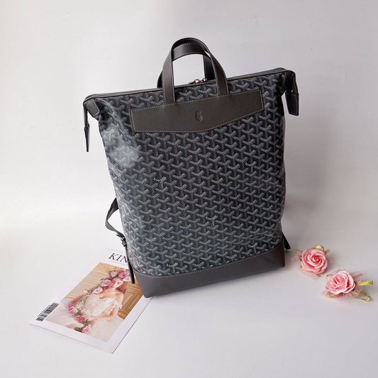 Goyard 
size:44×33×12  
140 dhs❤️

Zain114
♥️♥️♥️
