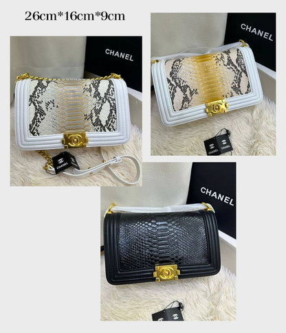 CHANEL 
HIGH QUALITY 
WITH BOX 
🎁🎁🎁

120 dhs✅

Zain39
♥️♥️♥️