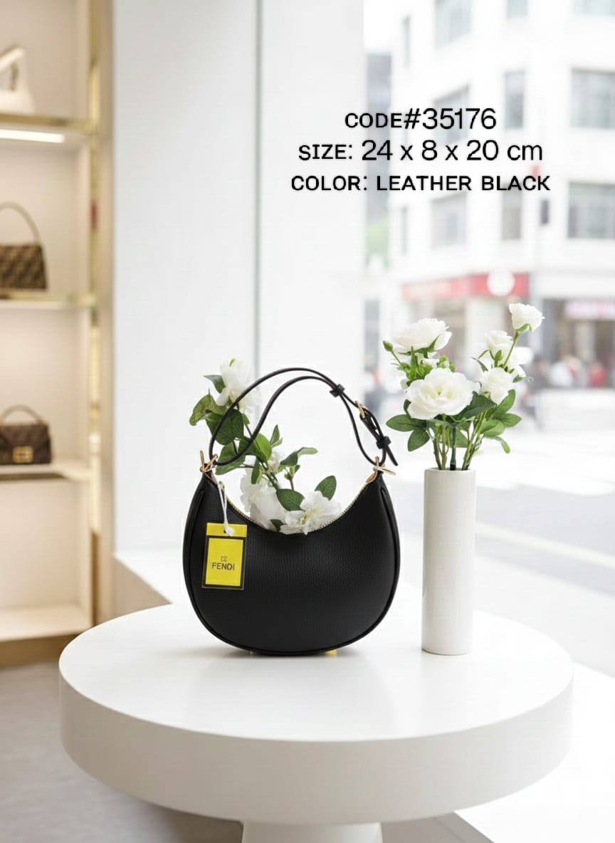 FENDI ғᴇɴᴅɪɢʀᴀᴘʜʏ
ʜᴀʟғ ᴍᴏᴏɴ ᴛᴏᴘ sʜᴏᴜʟᴅᴇʀ ʙᴀɢ
ᴄᴀɴᴠᴀs ᴊᴀᴄǫᴜᴀʀᴅ ғᴀʙʀɪᴄ
& ᴍᴀᴛᴛᴇ ʟᴇᴀᴛʜᴇʀ ᴍᴀᴛᴇʀɪᴀʟ
ɪᴛ ʜᴀs ʟᴏɴɢ sᴛʀᴀᴘ
ɢᴏʟᴅ ʜᴀʀᴅᴡᴀʀᴇ
sɪᴢᴇ : 24 cm

70 dhs✅

Zain31
♥️♥️♥️