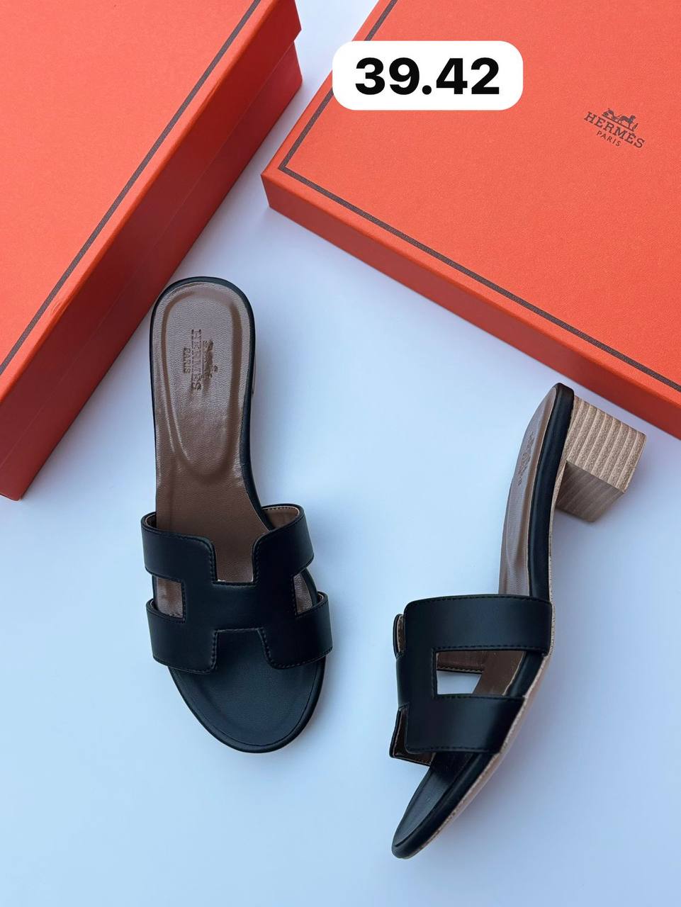 Hermes sandal
120 dhs🇦🇪

Zain55
♥️♥️♥️