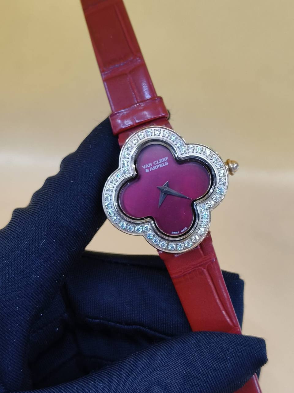 VCA Watch
High Quality
230 dhs🇦🇪🇦🇪

Zain25
♥️♥️♥️