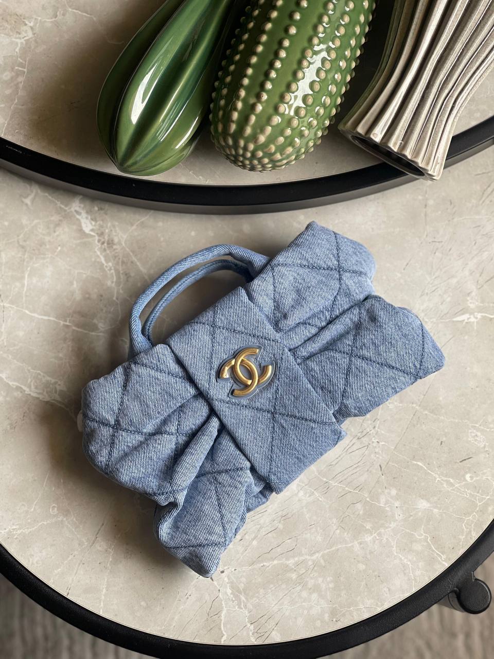 CHANEL ✨
Available original box 📦 
With full packing 🎀🎀
Super high quality 💥💥
For Price 👇 WTSP Text Zain 0568585901

Zain283
♥️♥️♥️