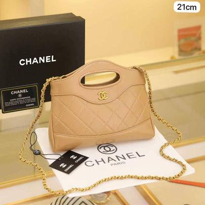 💗 Chanel Nano
1⃣️ First quality +🎁
Size: 21 * 19 * 4 cm
90 dhs❣️
with box🎁

Zain115
♥️♥️♥️