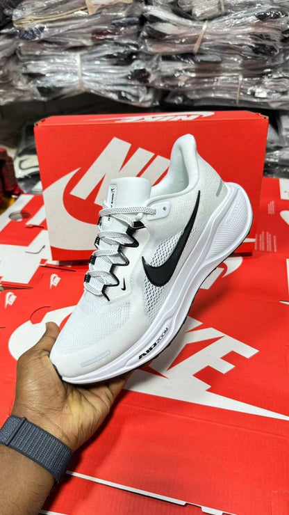 NIKE
Size 40-45⚡️
140 dhs💓

Zain183
♥️♥️♥️