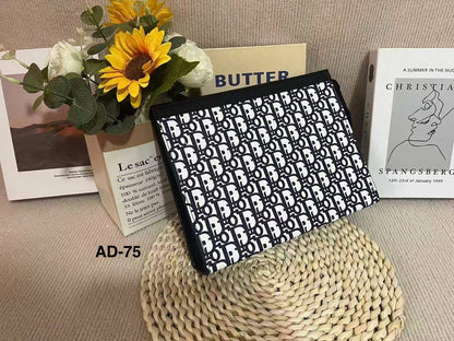 Men bags

Lv
Dior
85 dhs🇦🇪🇦🇪
Good quality 

Zain182
♥️♥️♥️