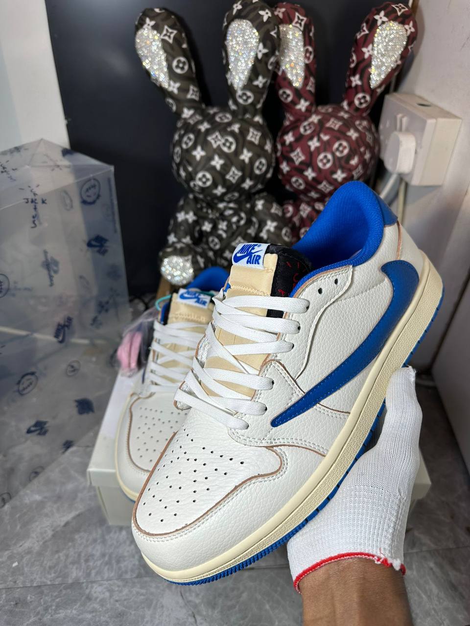 Jordan 1 Retro Low OG SP Fragment x Travis Scott ‘Sail Military Blue’💙
NEW ARRIVALS 🤩
36-45 AVAILABLE 
230 dhs🪙🖤

Zain242
♥️♥️♥️